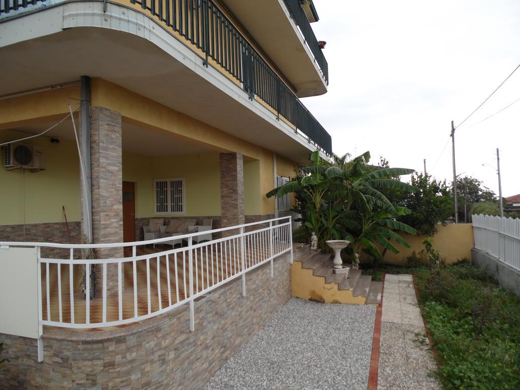Hotel Oasi Puntese Tremestieri Etneo Exterior foto