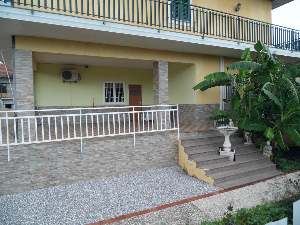 Hotel Oasi Puntese Tremestieri Etneo Exterior foto